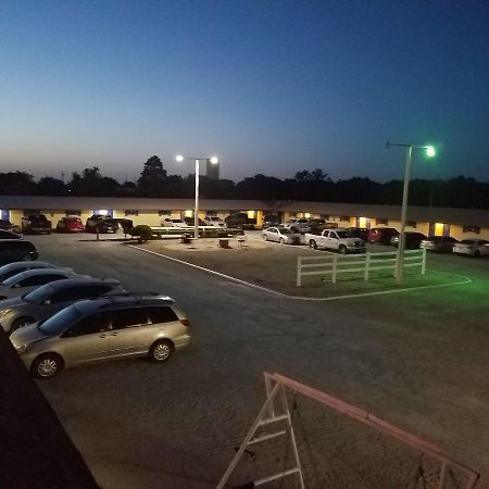 Executive Inn Cisco エクステリア 写真
